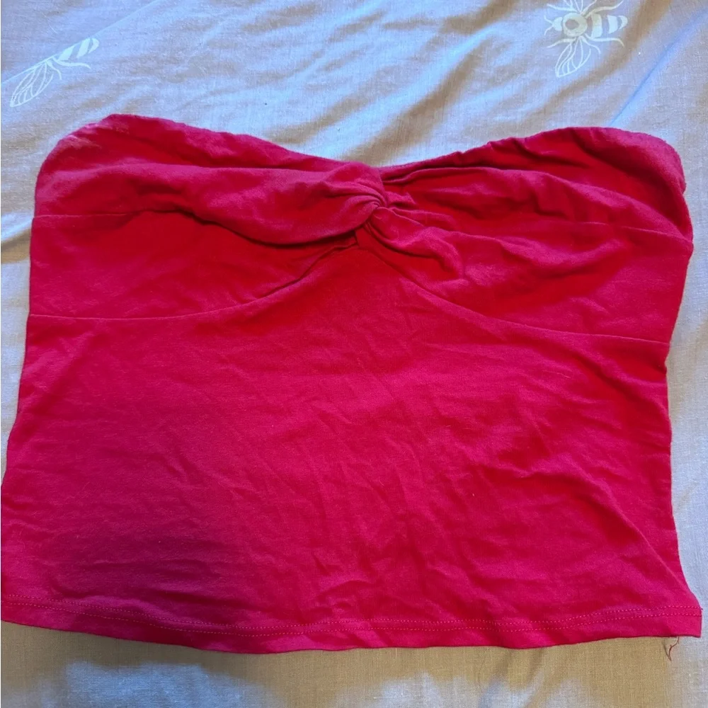 Red Strapless Top - Picture 2 of 3